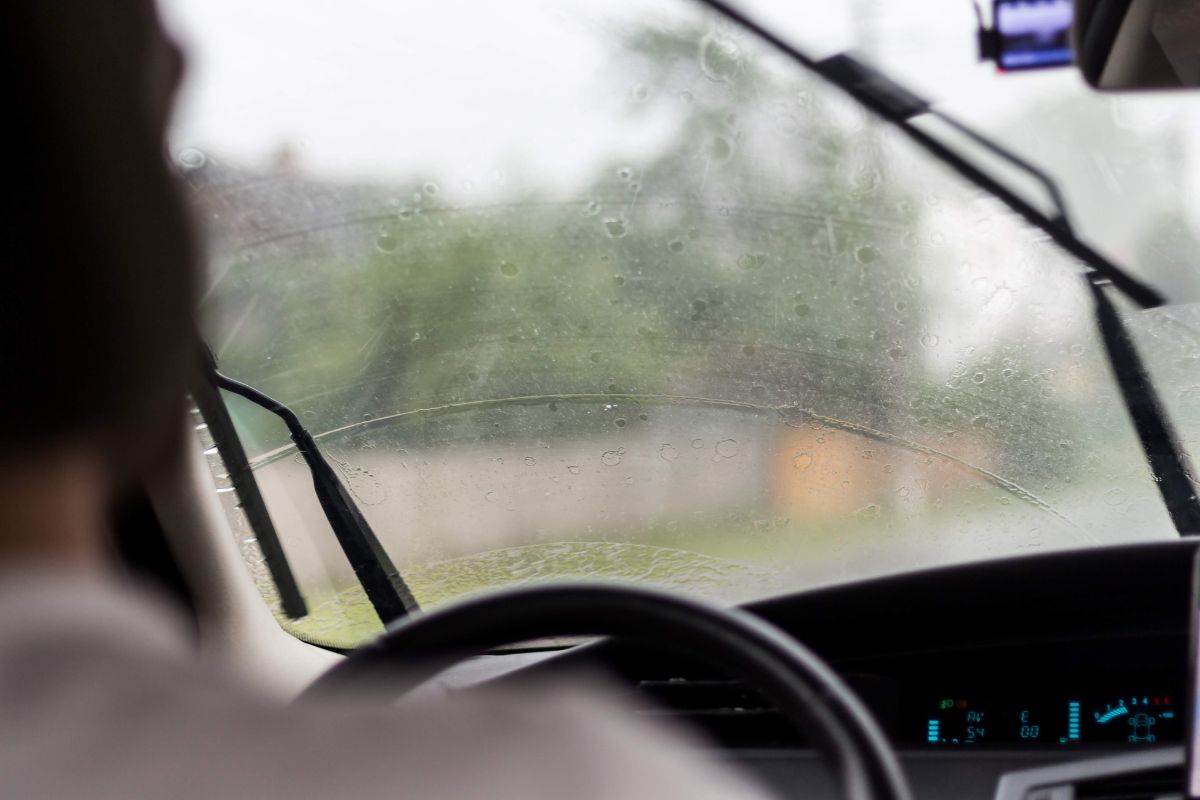 Comment enlever la buée dans la voiture sans chauffage ?